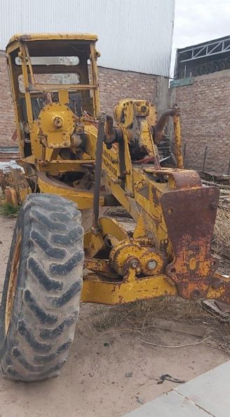 Maq. Pesada Motoniveladora Usado en Mendoza