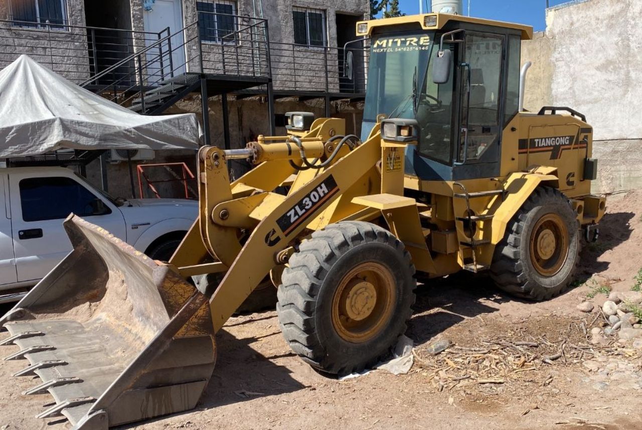Maq. Pesada Pala Cargadora Usado en Mendoza, deRuedas