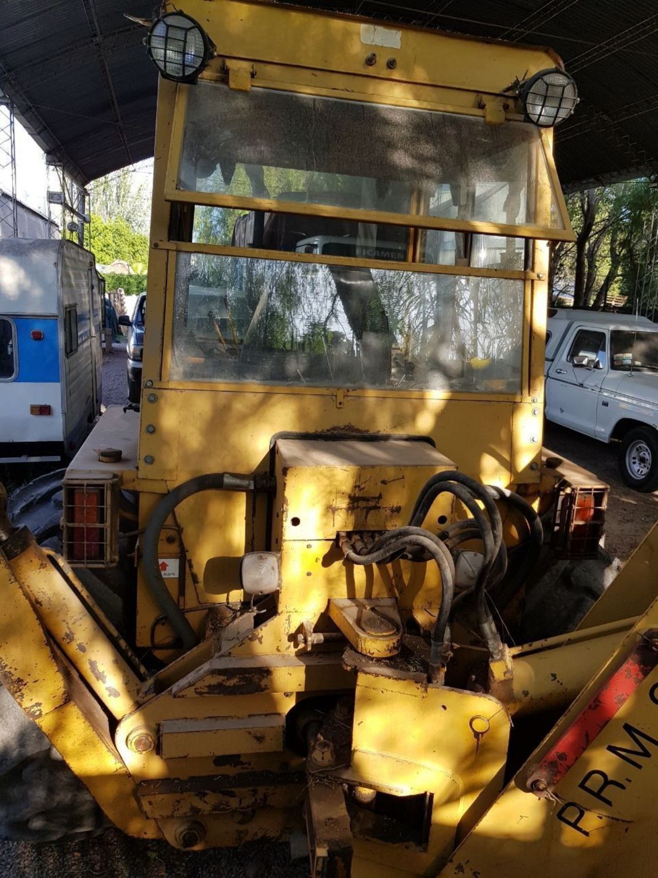 Maq. Pesada Retroexcavadoras Usado en Mendoza, deRuedas