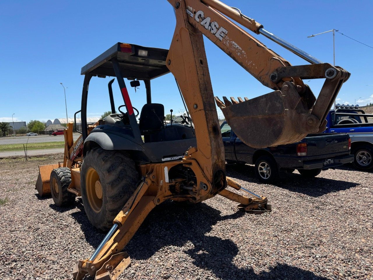 Maq. Pesada Retroexcavadoras Usado en Mendoza, deRuedas
