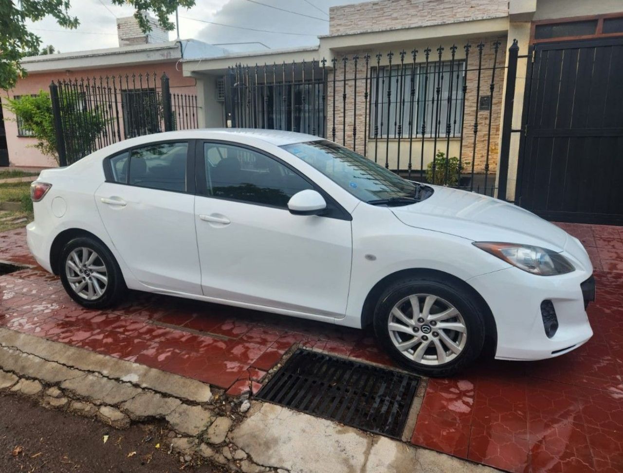 Mazda 3 Usado en Mendoza, deRuedas