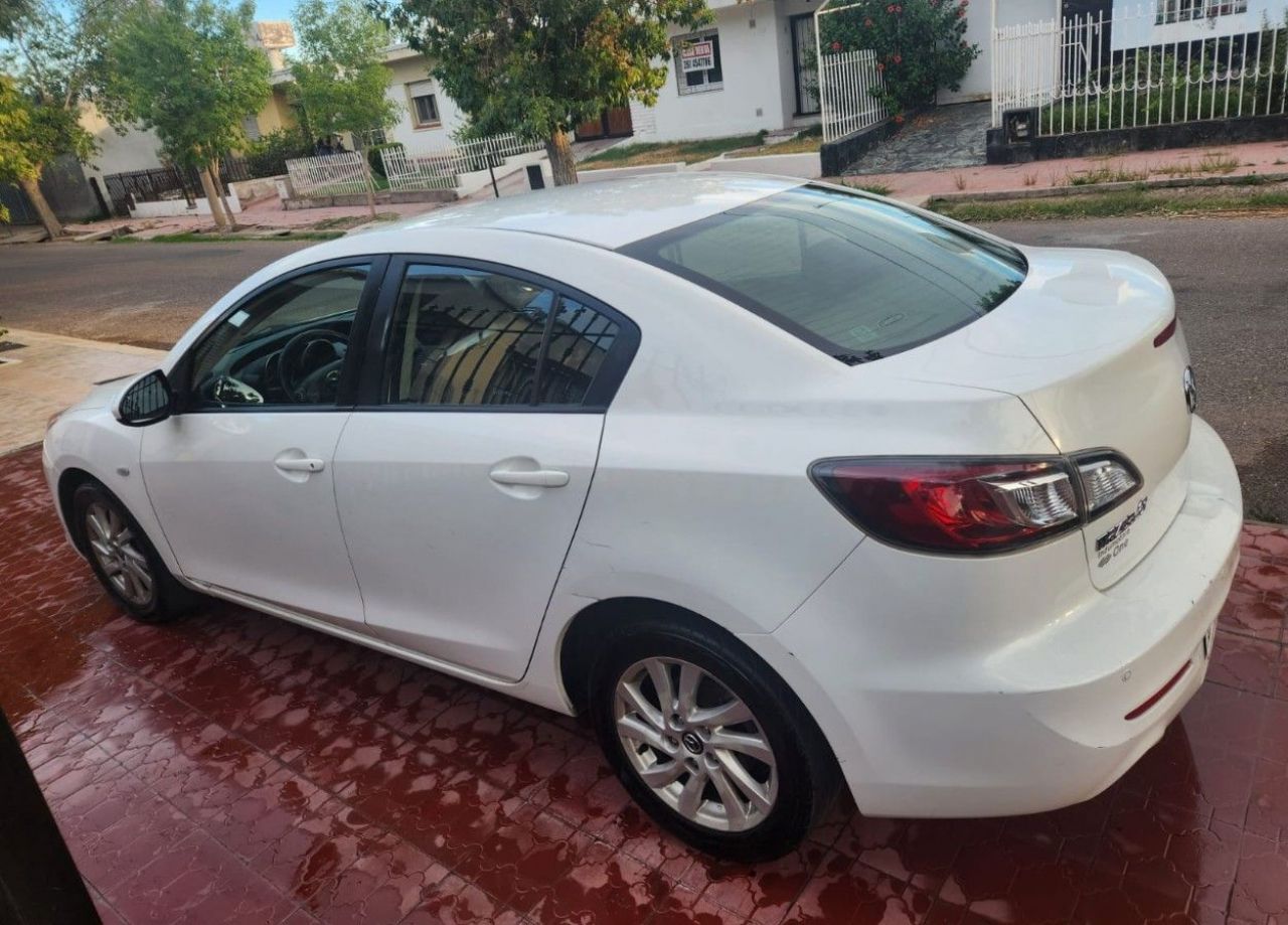 Mazda 3 Usado en Mendoza, deRuedas