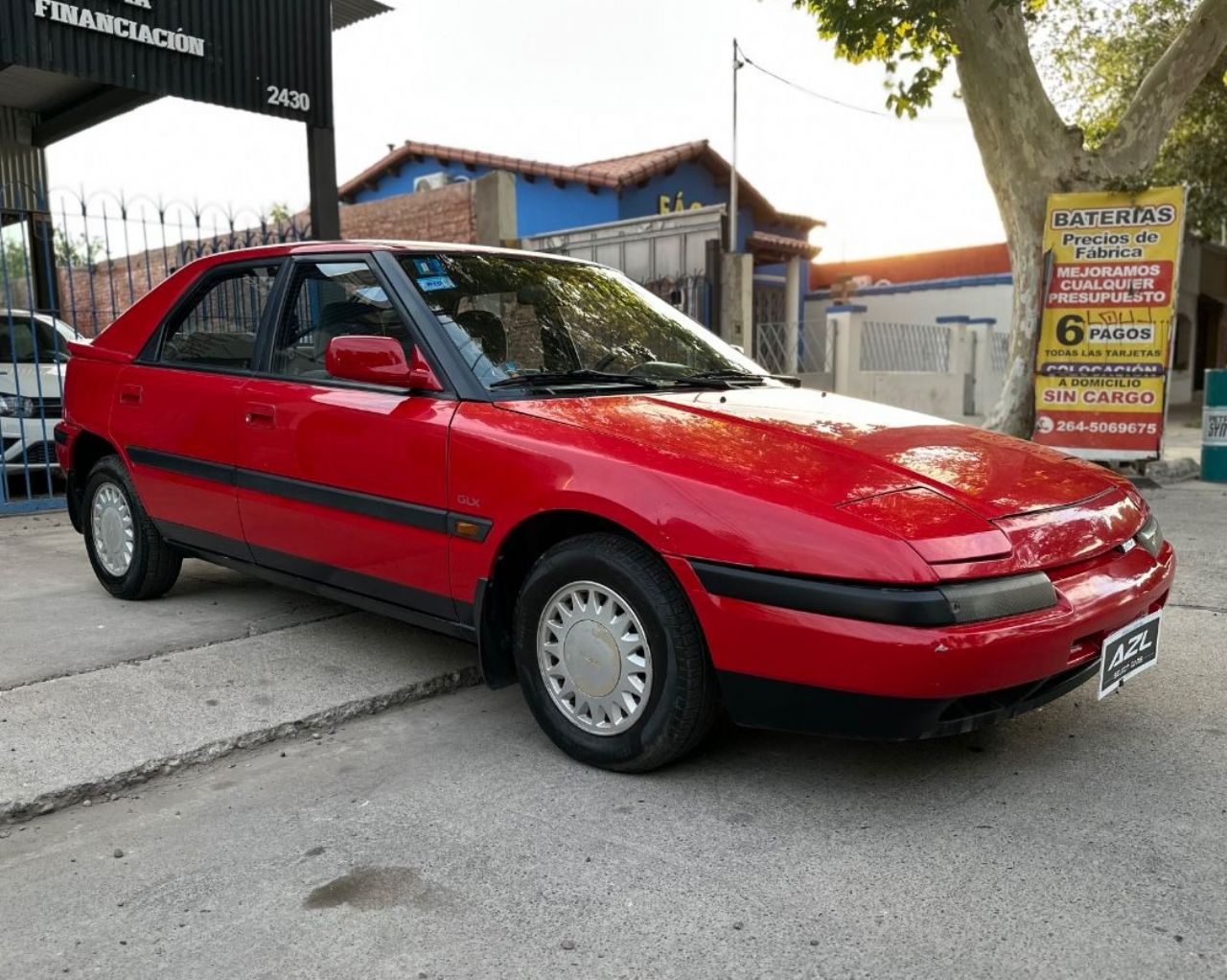 Mazda 323 Usado en San Juan, deRuedas