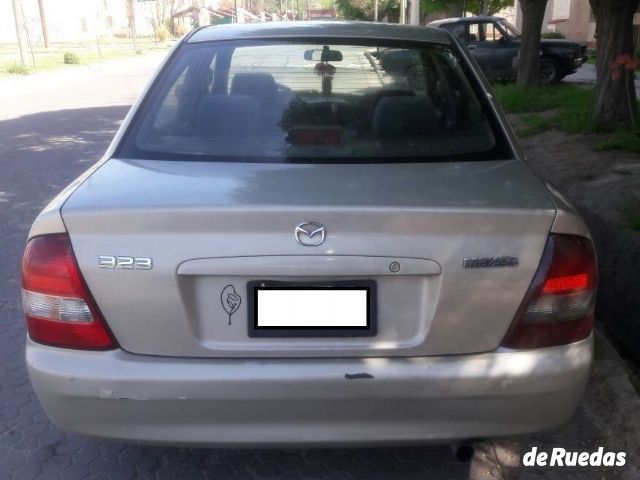 Mazda 323 Usado en Mendoza, deRuedas