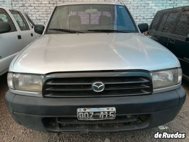 Mazda B 2500 Usada en Mendoza, deRuedas