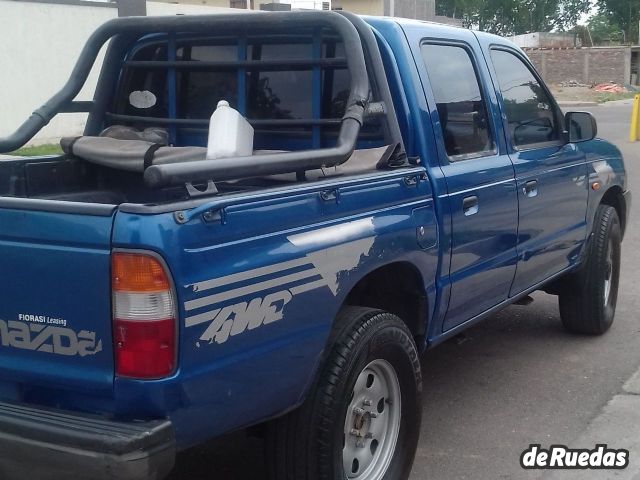 Mazda B 2900 Usada en Mendoza, deRuedas