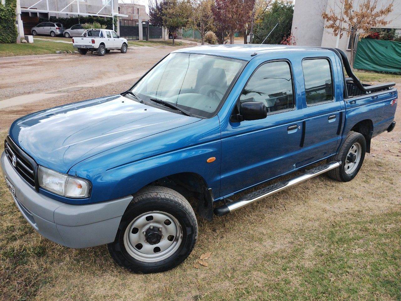 Mazda Pick-Up Usada en Mendoza, deRuedas