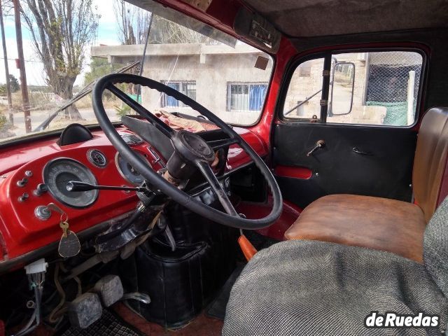 Mercedes Benz 1114 Usado en Mendoza, deRuedas