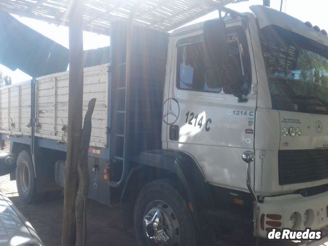 Mercedes Benz 1214 Usado en Mendoza, deRuedas