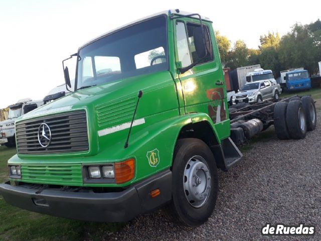 Mercedes Benz 1215 Usado en Mendoza, deRuedas