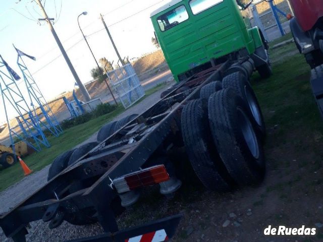 Mercedes Benz 1215 Usado en Mendoza, deRuedas