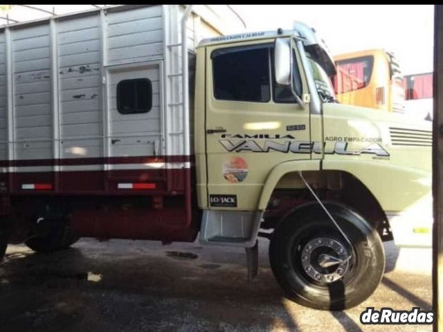 Mercedes Benz 1215 Usado en Mendoza, deRuedas