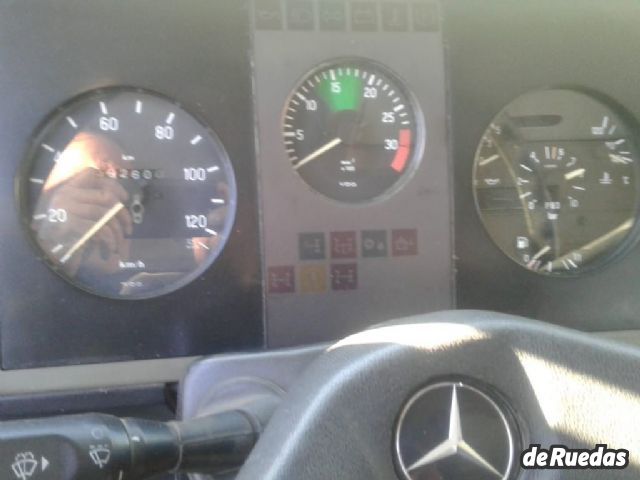 Mercedes Benz 1215 Usado en Mendoza, deRuedas
