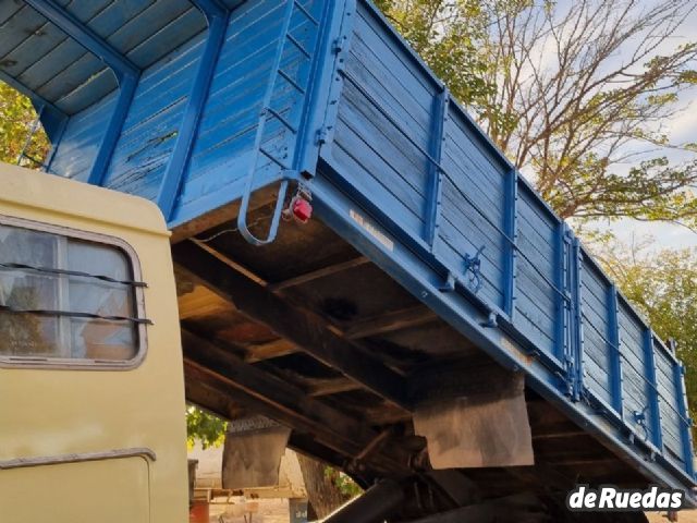 Mercedes Benz 1518 Usado en Mendoza, deRuedas