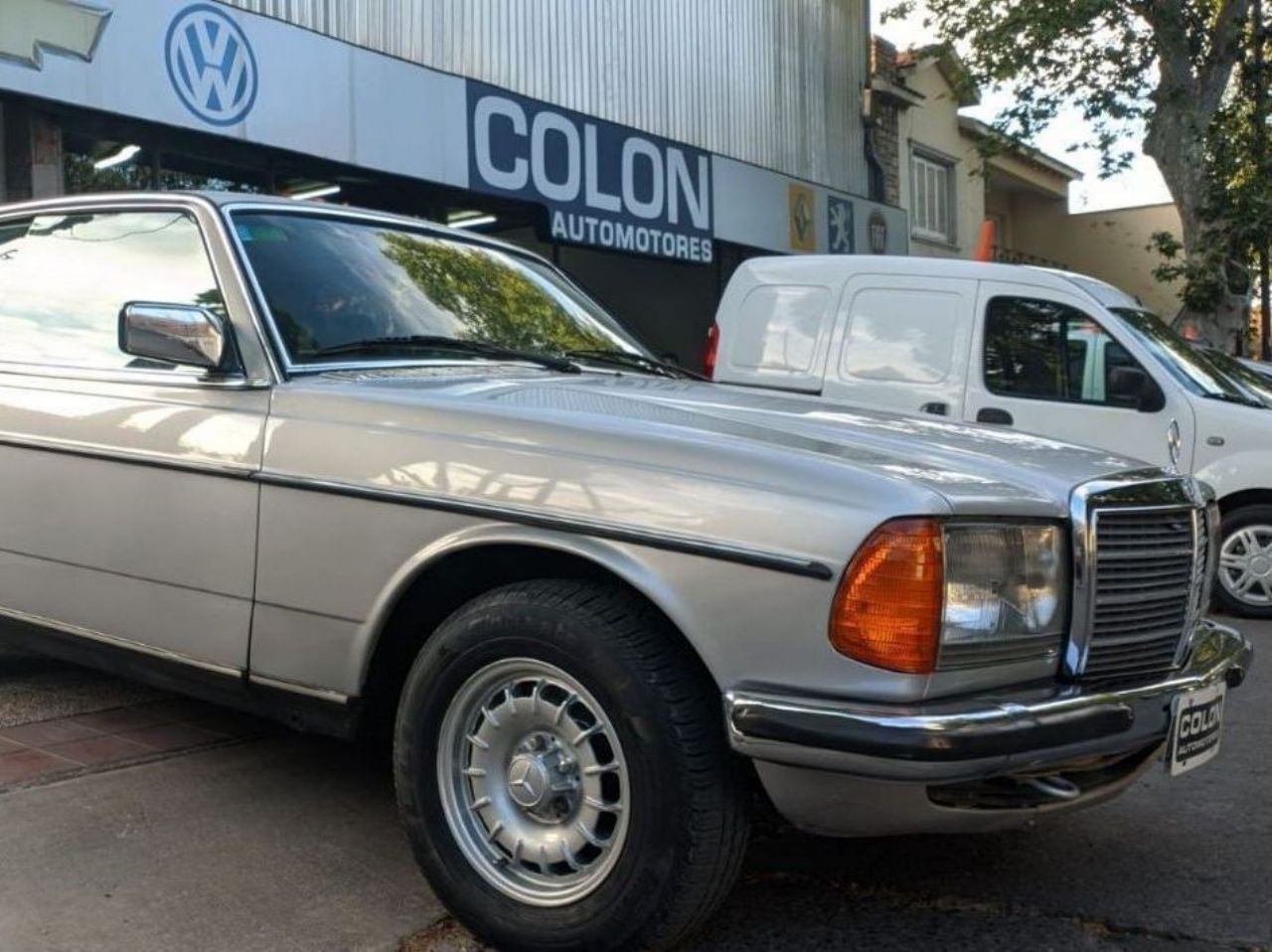 Mercedes Benz 230 Usado en Mendoza, deRuedas