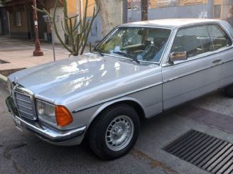 Mercedes Benz 230CE Usado en Mendoza