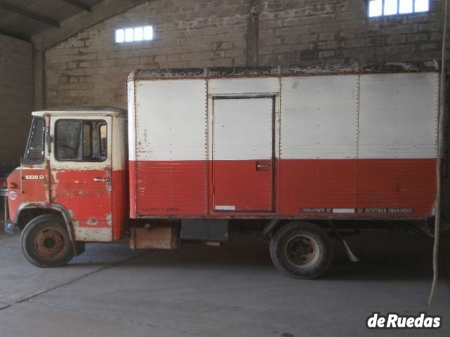 Mercedes Benz 608 Usado en Buenos Aires, deRuedas