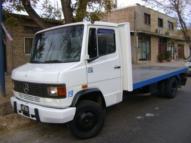 Mercedes Benz 710-37/48 Usado en Mendoza, deRuedas