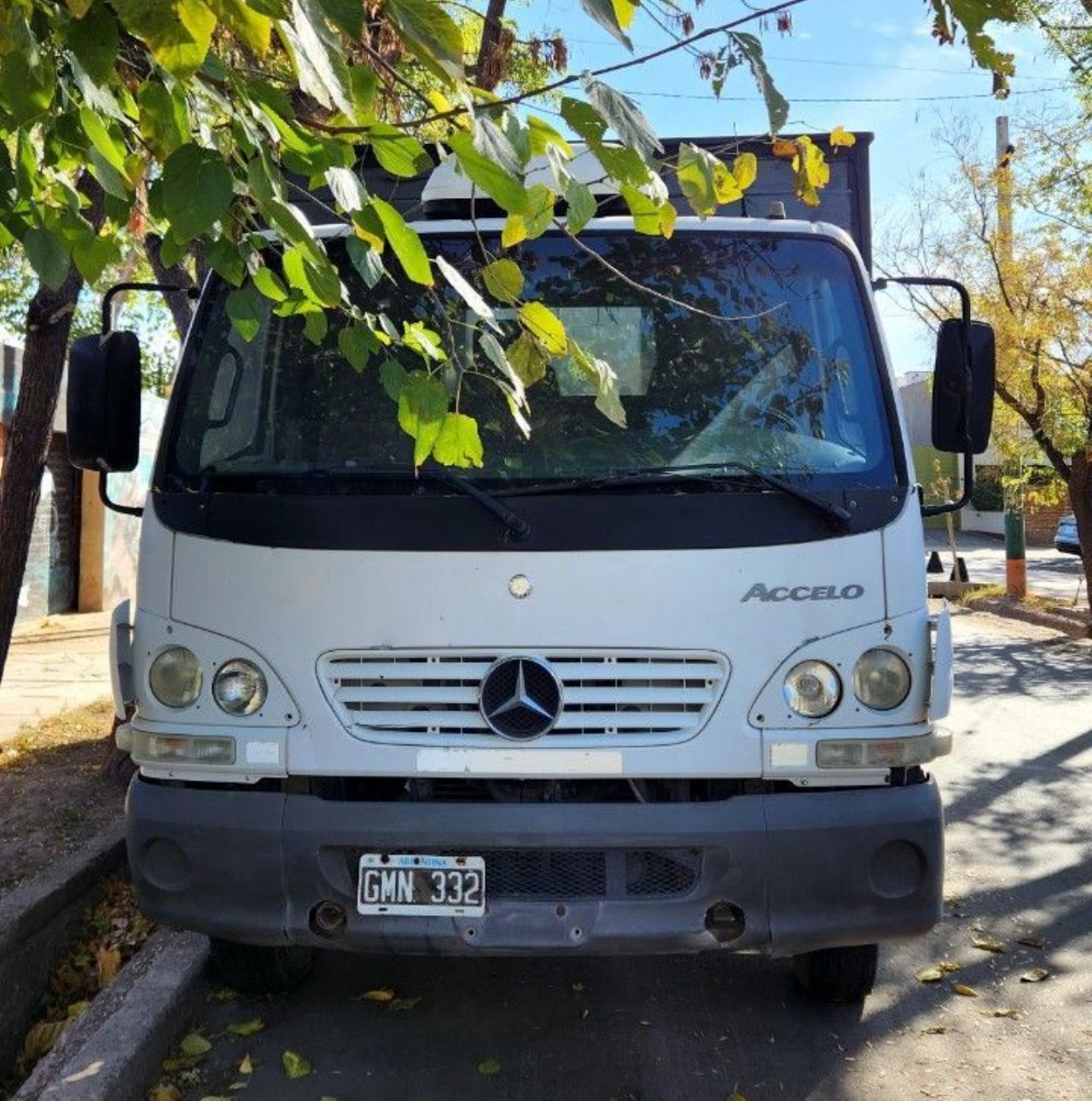 Mercedes Benz Accelo Usado en Mendoza, deRuedas