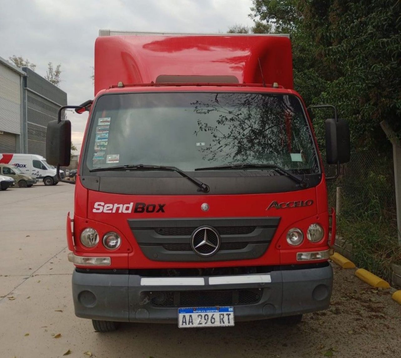 Mercedes Benz Accelo Usado en Córdoba, deRuedas