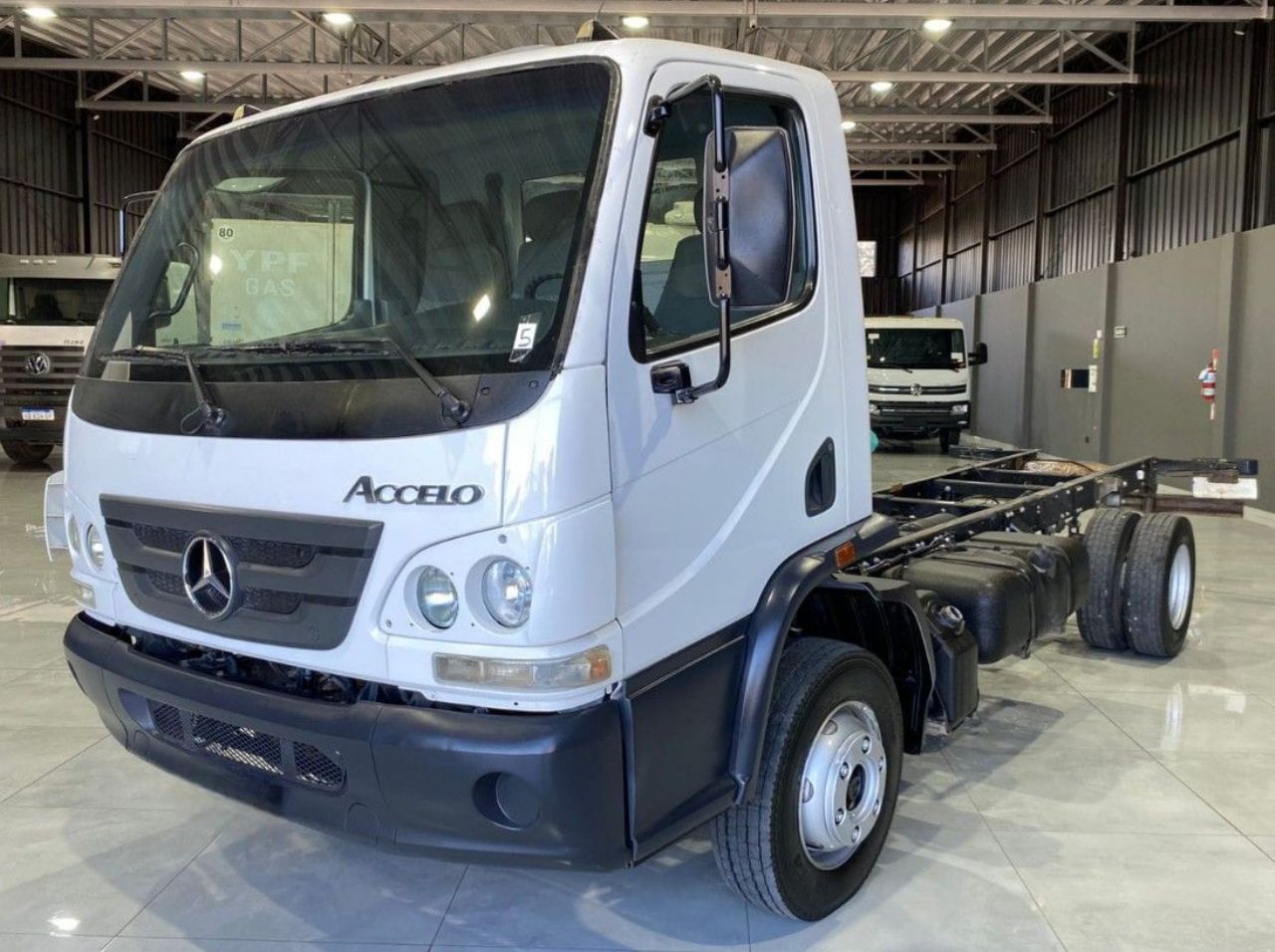 Mercedes Benz Accelo Usado en Córdoba, deRuedas