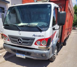 Mercedes Benz Accelo Usado en Mendoza