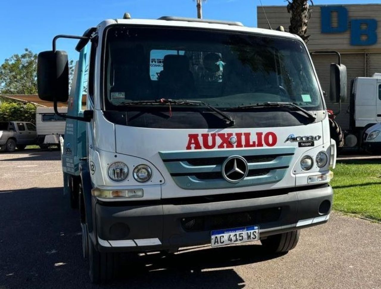 Mercedes Benz Accelo Usado en Mendoza, deRuedas
