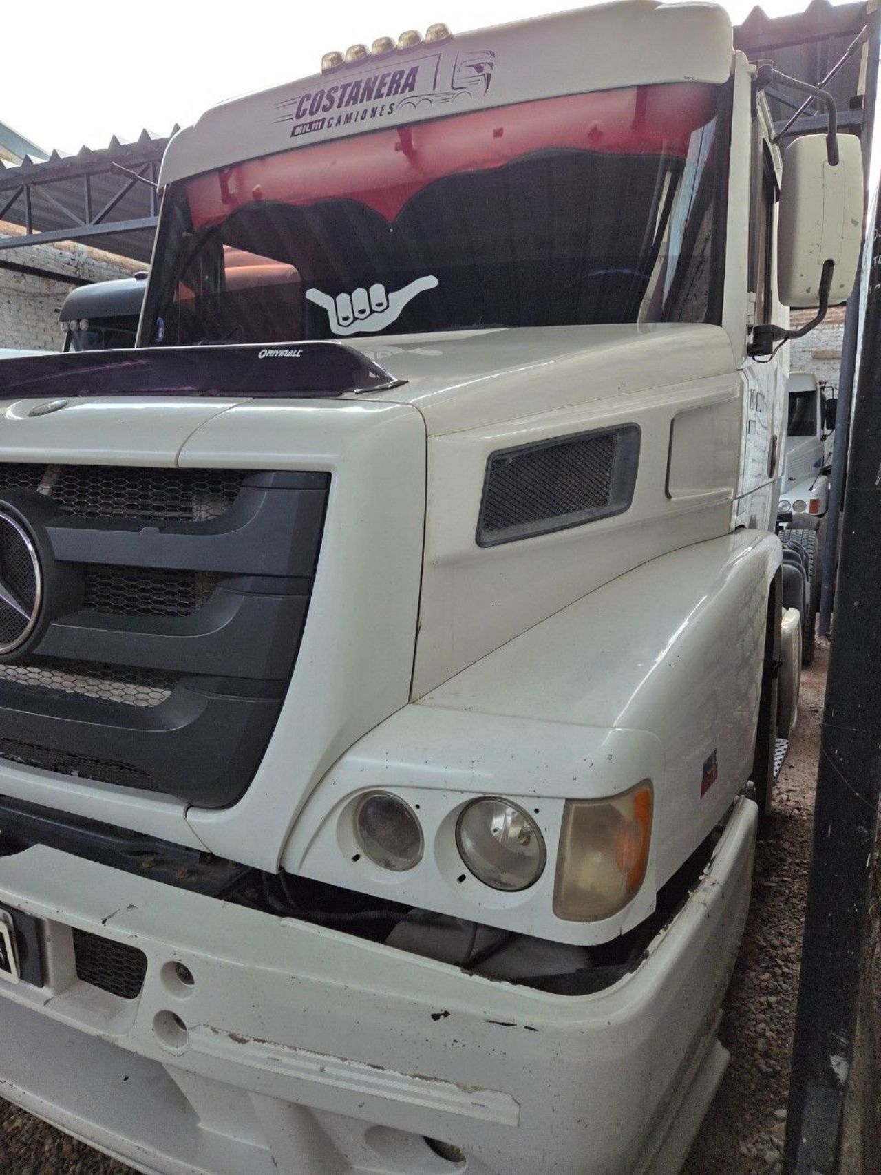 Mercedes Benz Atron Usado en Mendoza, deRuedas