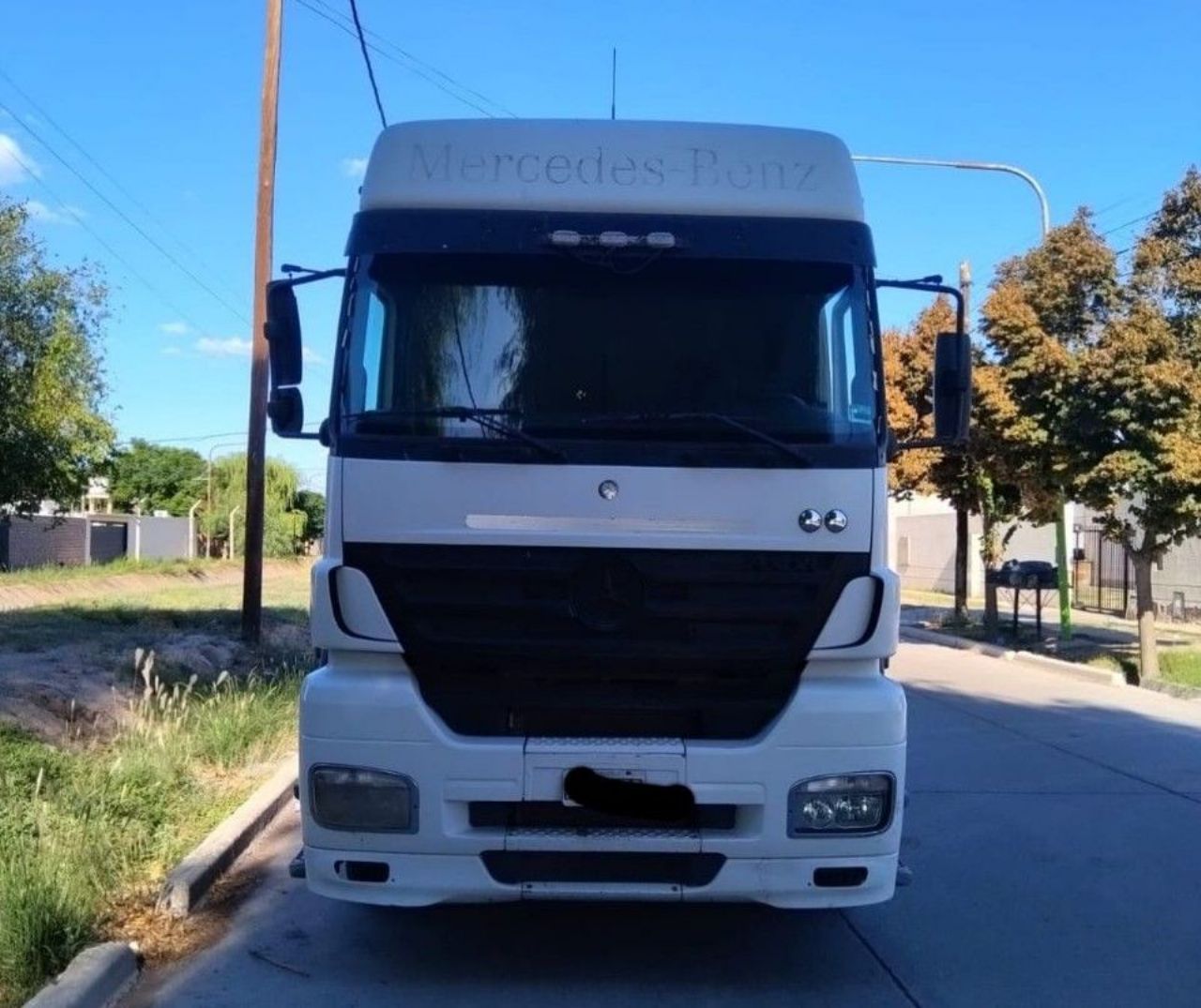 Mercedes Benz Axor Usado en Mendoza, deRuedas
