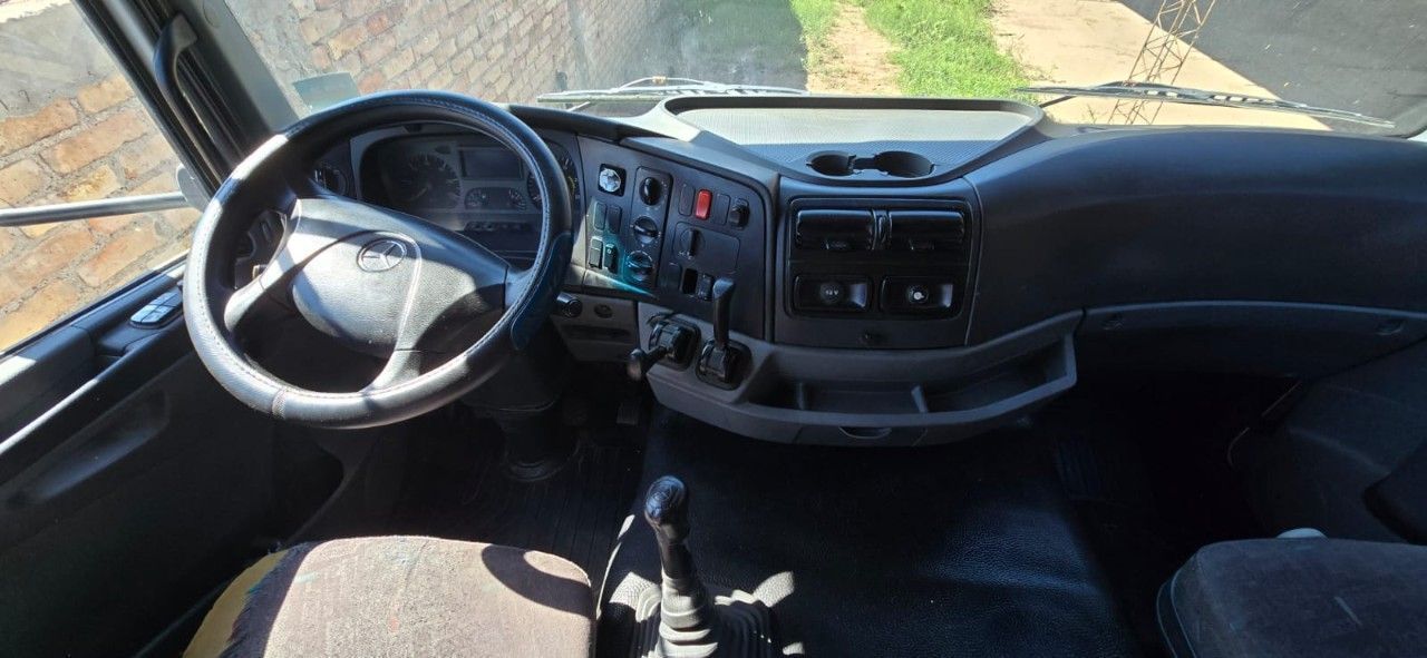 Mercedes Benz Axor Usado en Mendoza, deRuedas