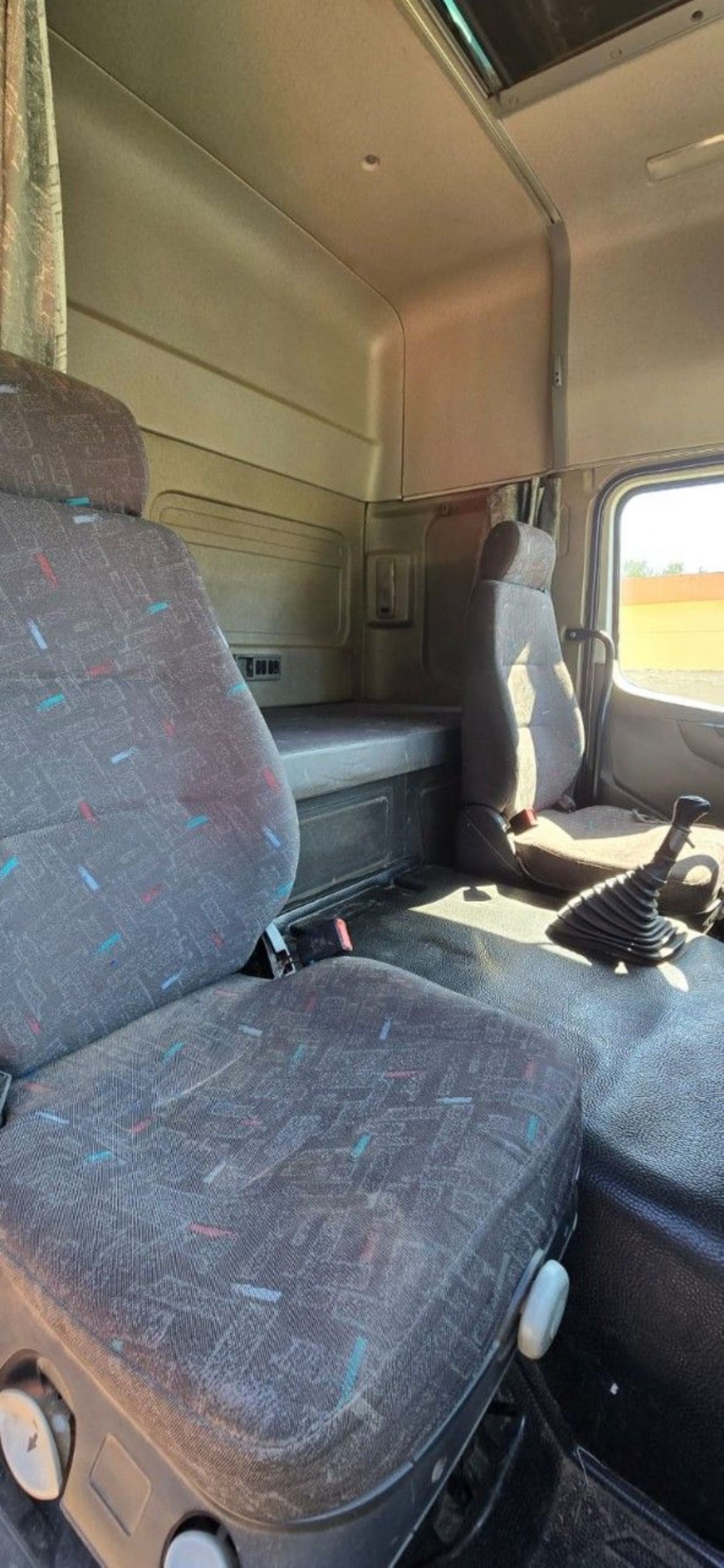 Mercedes Benz Axor Usado en Mendoza, deRuedas