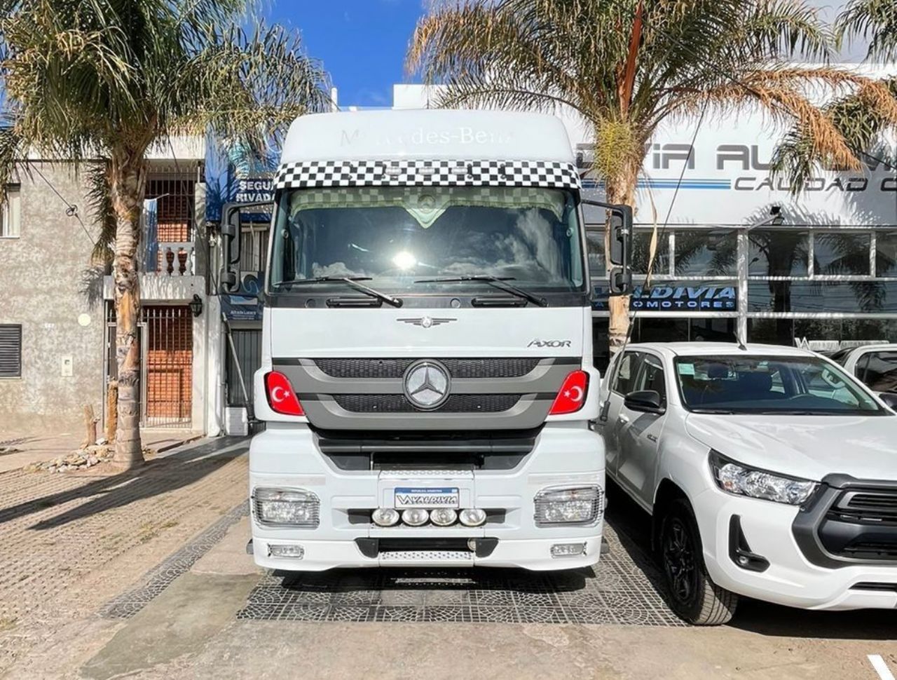 Mercedes Benz Axor Usado en San Juan, deRuedas