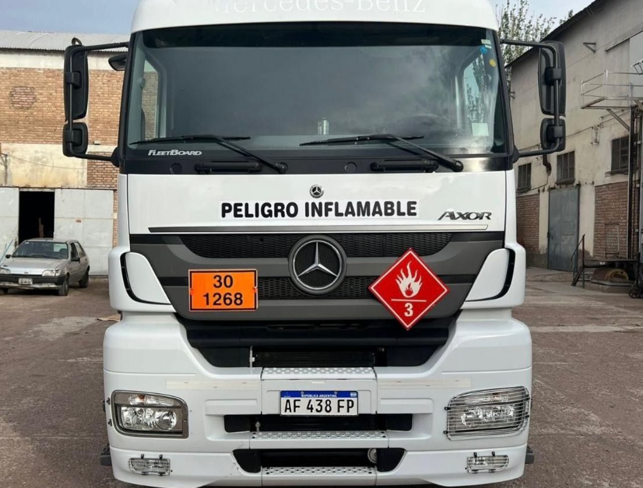 Mercedes Benz Axor Usado en Mendoza, deRuedas