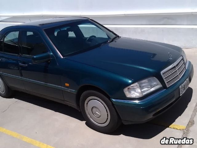 Mercedes Benz Clase C Usado en Mendoza, deRuedas