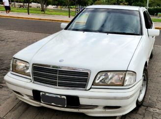 Mercedes Benz Clase C Usado en Mendoza