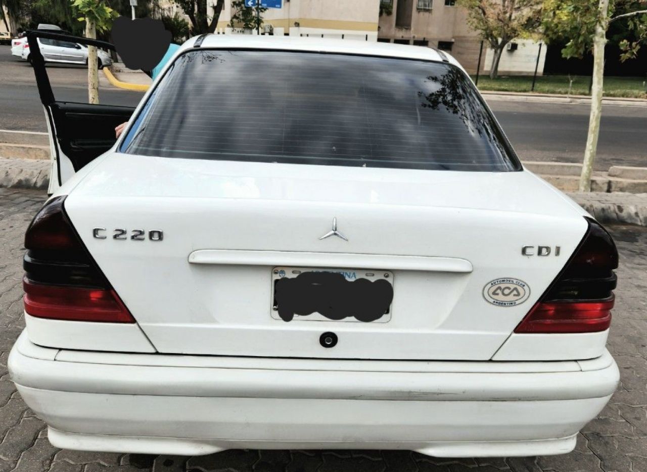 Mercedes Benz Clase C Usado en Mendoza, deRuedas