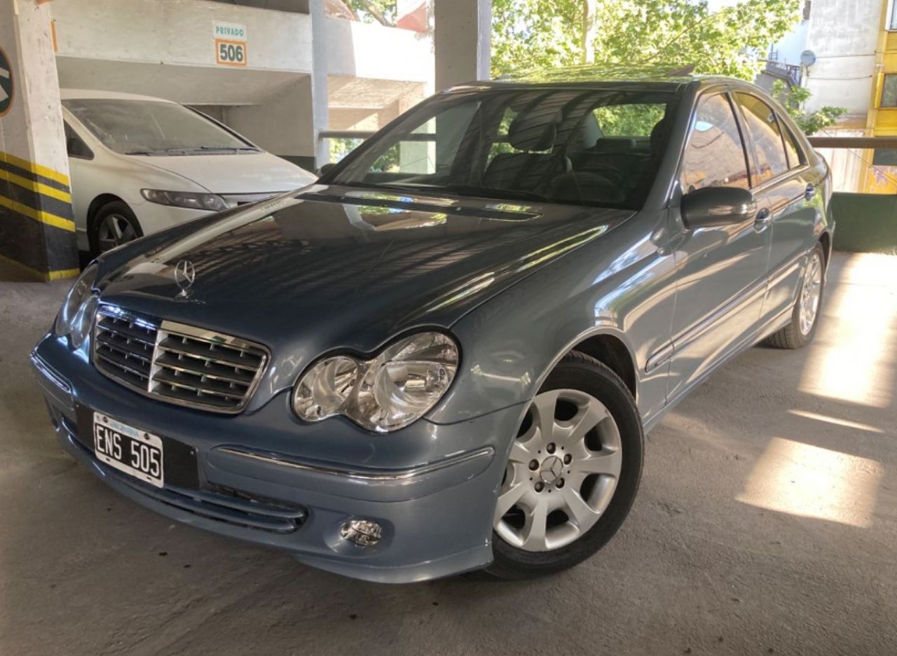 Mercedes Benz Clase C Usado en Mendoza, deRuedas