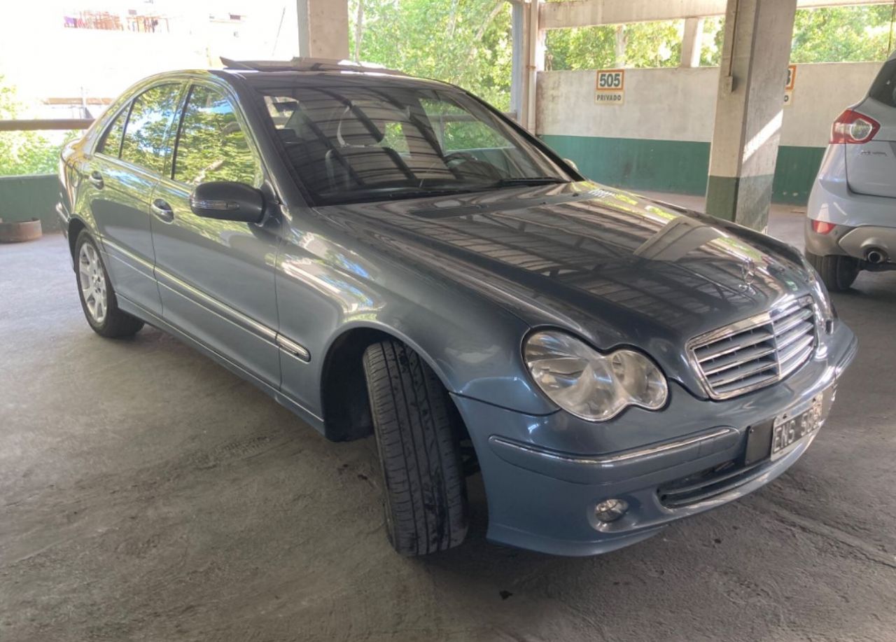 Mercedes Benz Clase C Usado en Mendoza, deRuedas