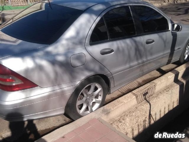 Mercedes Benz Clase C Usado en Mendoza, deRuedas