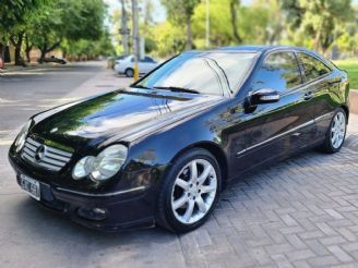 Mercedes Benz Clase C Usado en Mendoza