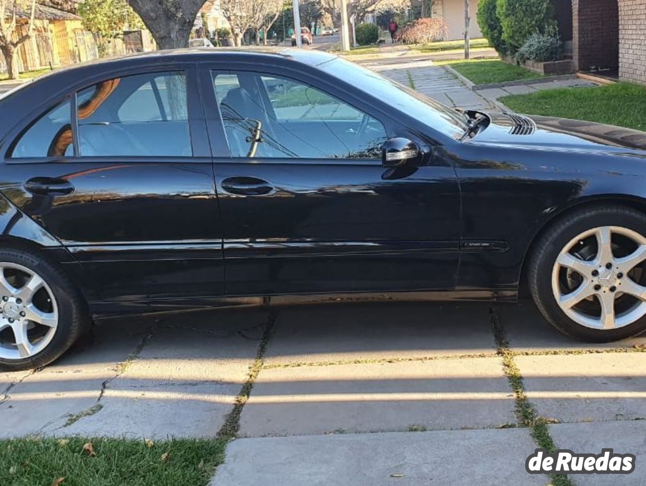 Mercedes Benz Clase C Usado en Mendoza, deRuedas