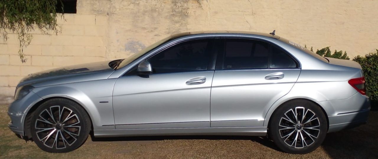 Mercedes Benz Clase C Usado en Córdoba, deRuedas