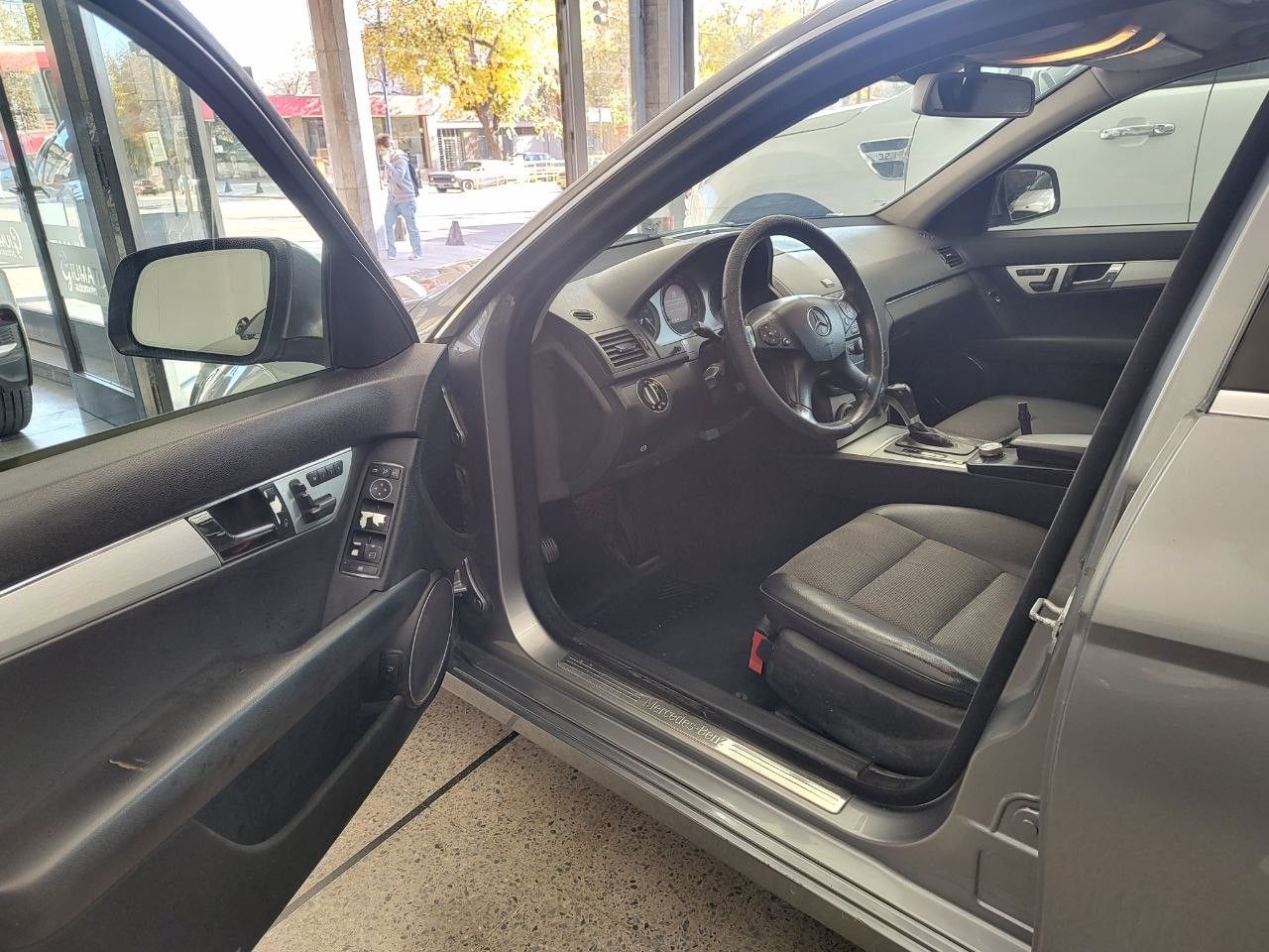 Mercedes Benz Clase C Usado en Mendoza, deRuedas