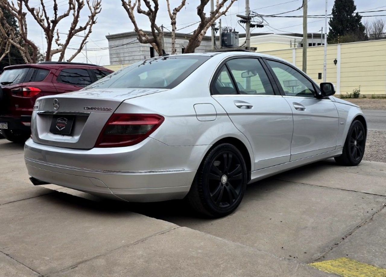 Mercedes Benz Clase C Usado en Mendoza, deRuedas