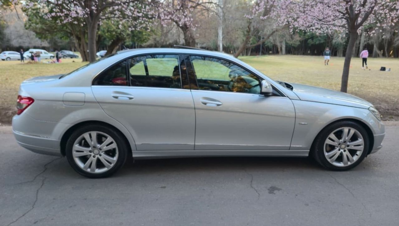 Mercedes Benz Clase C Usado en Mendoza, deRuedas