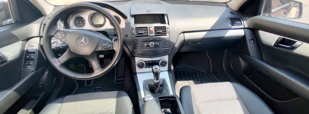 Mercedes Benz Clase C Usado en Córdoba, deRuedas