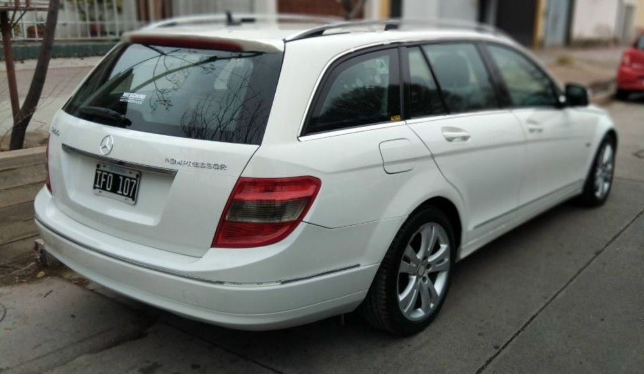 Mercedes Benz Clase C Usado en Mendoza, deRuedas