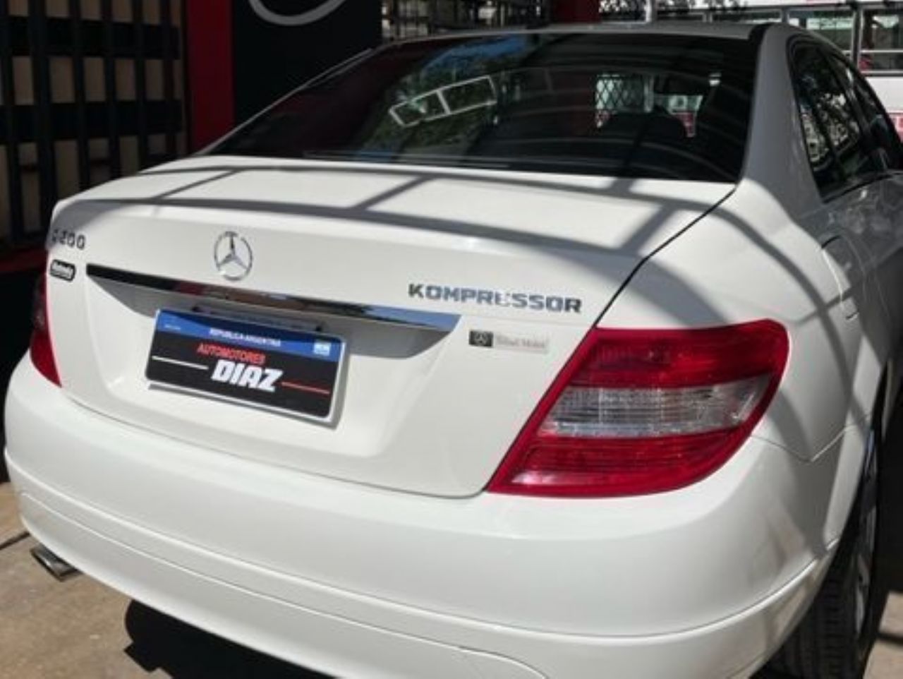 Mercedes Benz Clase C Usado en San Juan, deRuedas