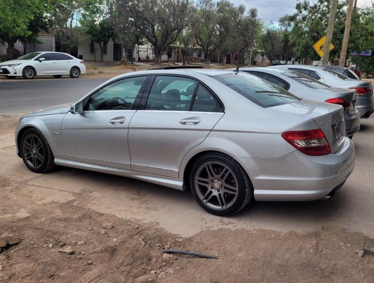 Mercedes Benz Clase C Usado en Mendoza, deRuedas