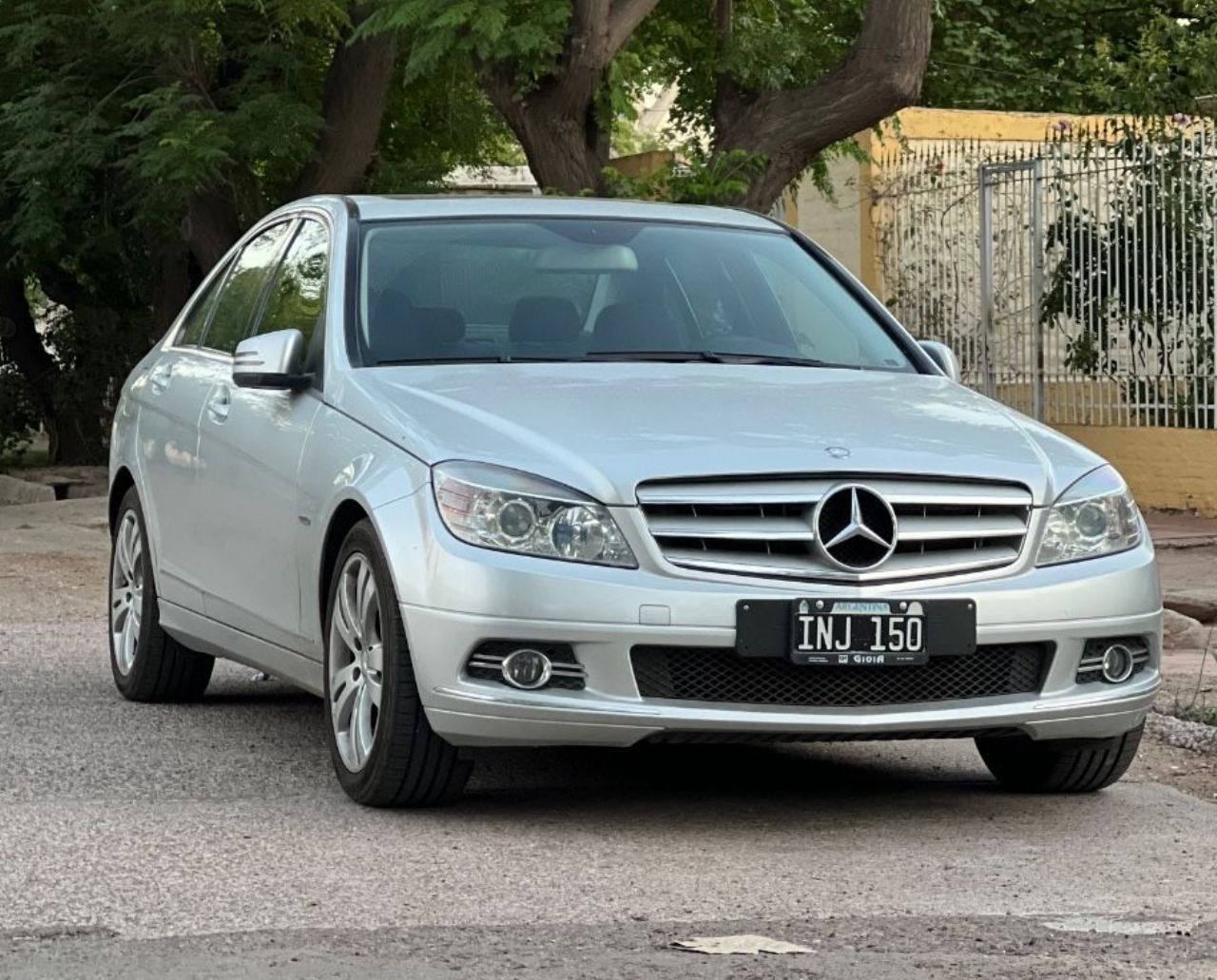 Mercedes Benz Clase C Usado en Mendoza, deRuedas